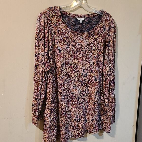 Georgeos Lucky brand top - Picture 1 of 3